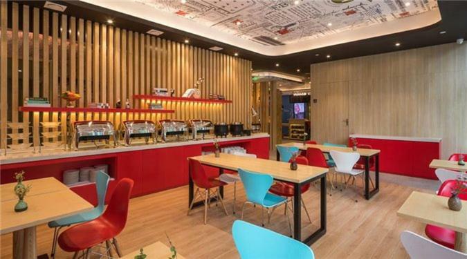 Ibis Urumqi Weixing Square Hotel Zewnętrze zdjęcie